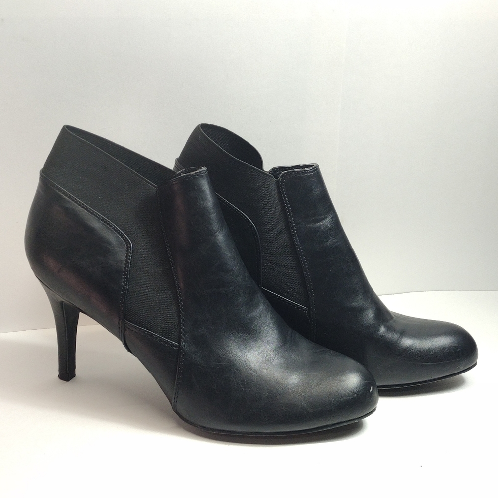 Madden Girl LADIE Chelsea Heel Dress Boot l Black Leather l Size 10 M - Picture 3 of 11